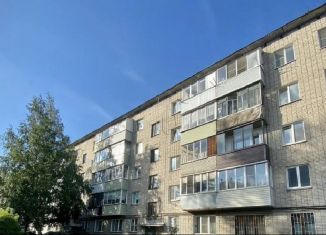 Продажа 2-ком. квартиры, 38.5 м2, Барнаул, проспект Строителей, 36