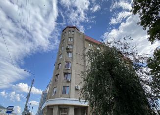Продается трехкомнатная квартира, 124 м2, Белгородская область, проспект Славы, 43