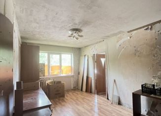 Продаю 3-ком. квартиру, 54 м2, Тверская область, улица Орджоникидзе, 54