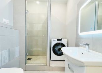 Квартира на продажу студия, 32 м2, Пермь, улица Борцов Революции, 1А