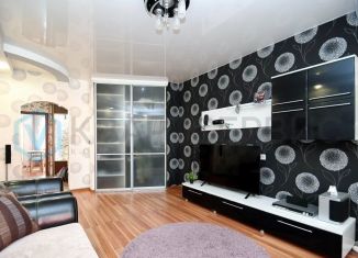 Продаю трехкомнатную квартиру, 64.3 м2, Омская область, Заозёрная улица, 15/2