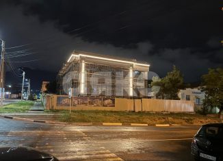 Продам торговую площадь, 58.4 м2, Краснодарский край, Киевская улица, 45А