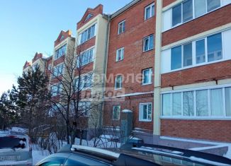 Продажа трехкомнатной квартиры, 83.3 м2, Омская область, Молодёжная улица, 14