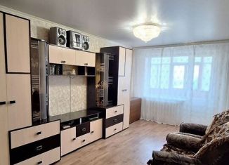 Продам 3-ком. квартиру, 62 м2, Республика Башкортостан, Российская улица, 17/2