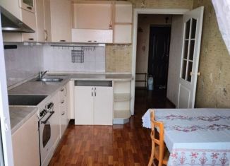 Продается 2-комнатная квартира, 54 м2, Батайск, улица Воровского, 19