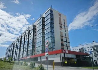 Продаю 2-комнатную квартиру, 67 м2, Чебоксары, проспект Геннадия Айги, 28