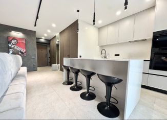 Продам трехкомнатную квартиру, 100 м2, Ростов-на-Дону, Стадионная улица, 38