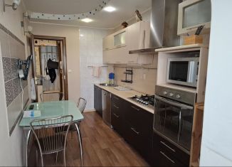 Продажа 3-ком. квартиры, 60 м2, Саратов, 7-й Динамовский проезд, 26/40