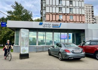 Продам торговую площадь, 357.7 м2, Москва, Дмитровское шоссе, 64к1, метро Окружная