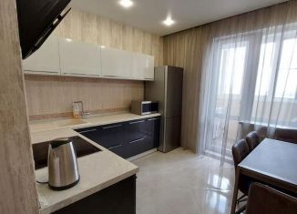 Сдам в аренду 1-ком. квартиру, 44 м2, Воронеж, улица Куколкина, 11