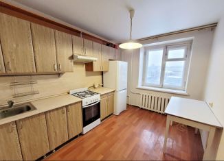 Двухкомнатная квартира на продажу, 46 м2, Киров, улица Романа Ердякова, 14