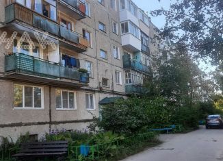 Продается двухкомнатная квартира, 38.9 м2, Дзержинск, улица Будённого, 13