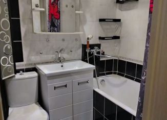 Продажа двухкомнатной квартиры, 46.4 м2, Ульяновск, улица Варейкиса, 11, Железнодорожный район