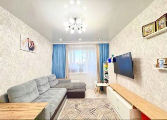 Продается 2-ком. квартира, 44 м2, Бор, улица Рослякова, 12