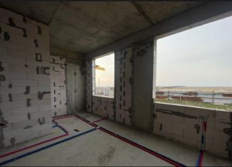 Продается 1-комнатная квартира, 38 м2, Крым, улица Нурлы, 1