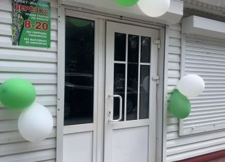 Продается торговая площадь, 40 м2, Бавлы, площадь Октября, 9