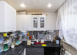 Продам 2-комнатную квартиру, 38.8 м2, Тюмень, улица 50 лет Октября, 62А