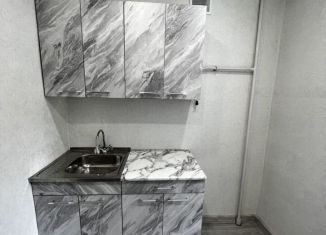 Продам однокомнатную квартиру, 20 м2, Киров, Стахановская улица, 1