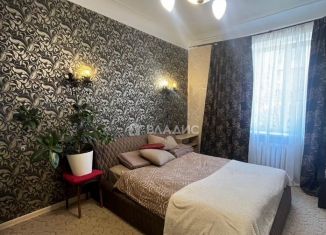 Продажа 2-комнатной квартиры, 62 м2, Владимир, улица Строителей, 2