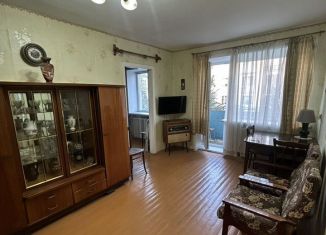 Продажа 2-ком. квартиры, 44.5 м2, Новомосковск, улица Садовского, 23