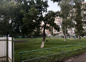 Продается 3-комнатная квартира, 51.9 м2, Нижний Новгород, улица Веденяпина, 28