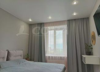 Продается 1-ком. квартира, 41 м2, Тюмень, улица Республики, 204к10