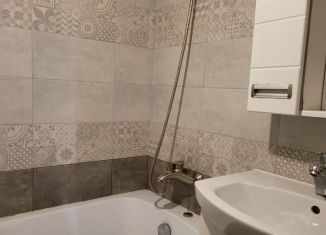 Продам 2-ком. квартиру, 52.4 м2, Ростов-на-Дону, проспект Космонавтов, Ворошиловский район