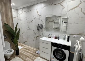 Сдаю 2-комнатную квартиру, 47 м2, Сочи, улица Ленина, 290/6