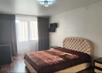 Сдам 2-ком. квартиру, 56 м2, Саратов, улица имени К.П. Панченко, 2