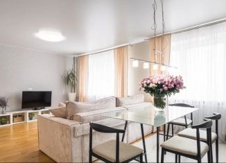 3-ком. квартира на продажу, 100 м2, Санкт-Петербург, Комендантская площадь, 8