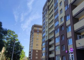 Продам двухкомнатную квартиру, 70 м2, Брянск, Ново-Советская улица, 130Г