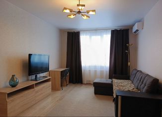 Сдается в аренду однокомнатная квартира, 37.4 м2, Воронеж, улица Серафима Саровского, 179к1