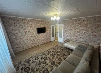 Продается 2-комнатная квартира, 49.5 м2, Череповец, улица Краснодонцев, 104