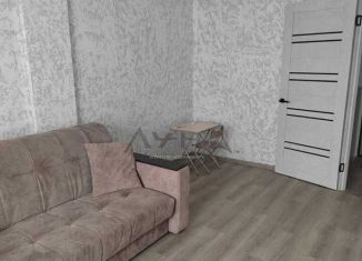 Сдаю однокомнатную квартиру, 36 м2, Татарстан, улица Шамиля Усманова, 3Б