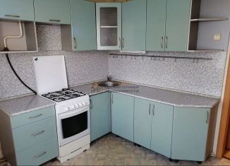 Сдам в аренду трехкомнатную квартиру, 71 м2, Республика Башкортостан, Вологодская улица, 20