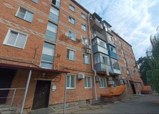 Продажа 2-ком. квартиры, 38.8 м2, Лабинск, улица Мира, 211/5