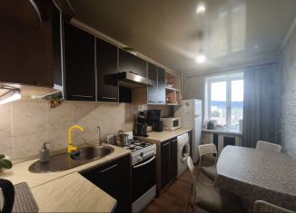 Продам 3-комнатную квартиру, 61.5 м2, Белорецк, улица Карла Маркса, 81