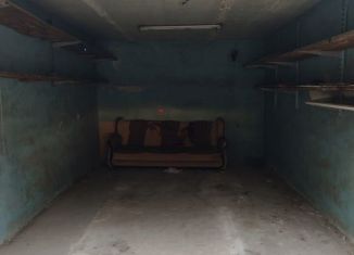 Продаю гараж, 18 м2, Астрахань, улица Генерала Епишева, 16А