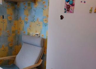 Сдается 1-ком. квартира, 38 м2, Новосибирск, улица Сакко и Ванцетти, 42, Октябрьский район