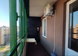 Сдам в аренду квартиру студию, 30 м2, Мурино, улица Шувалова, 11, ЖК Гринландия