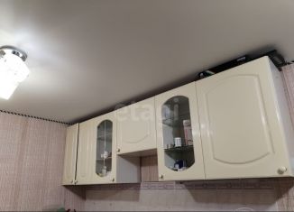 Продаю 2-ком. квартиру, 45.3 м2, Старый Оскол, микрорайон Макаренко, 1