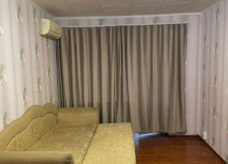 Продается однокомнатная квартира, 35 м2, Пятигорск, проспект Калинина, 6