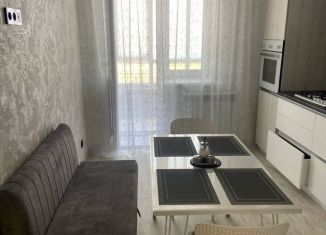 Сдаю 1-комнатную квартиру, 45 м2, Балаково, улица 30 лет Победы, 59