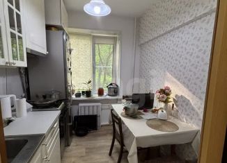 Продажа 2-комнатной квартиры, 48 м2, Москва, улица Винокурова, 11к2, метро Крымская