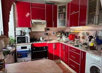 Продаю 2-ком. квартиру, 43 м2, Дзержинск, бульвар Победы, 8А