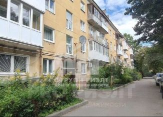 Продается 2-комнатная квартира, 43.2 м2, Калининград, улица Репина, 32