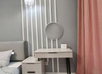 Продаю 3-ком. квартиру, 88.9 м2, Курск, Мирный проезд, 5