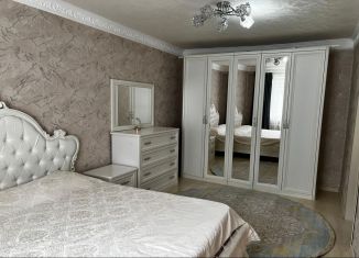 Продается 3-комнатная квартира, 59 м2, Грозный, улица Дьякова, 9