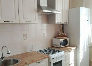 Продаю 2-комнатную квартиру, 47.1 м2, Казань, Гвардейская улица, 35