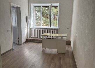 Сдача в аренду офиса, 40 м2, Тюмень, Кедровая улица, 127